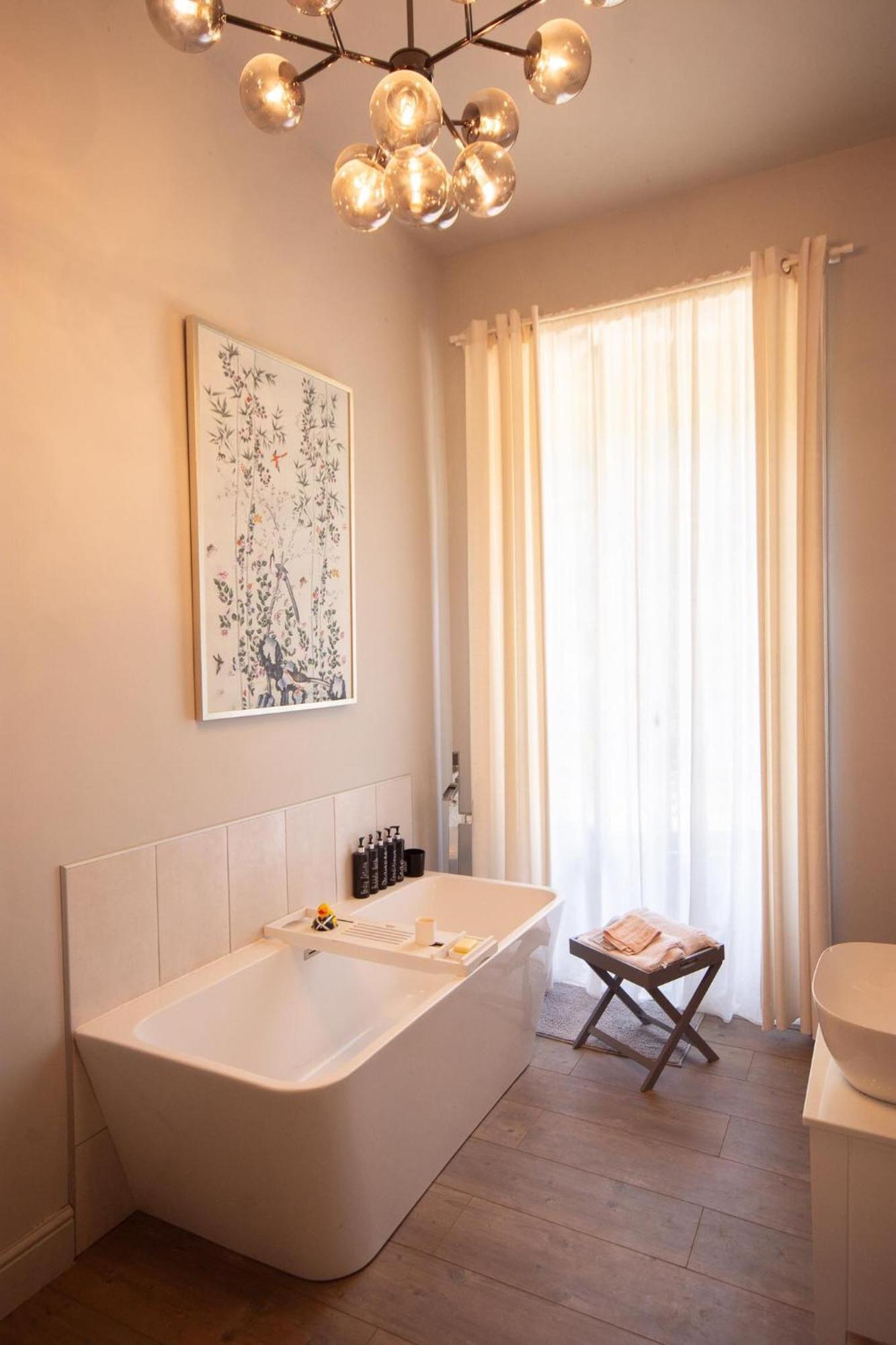 Beautiful, Historic Manoir In Semi-Rural Setting Villa Vire  Bagian luar foto