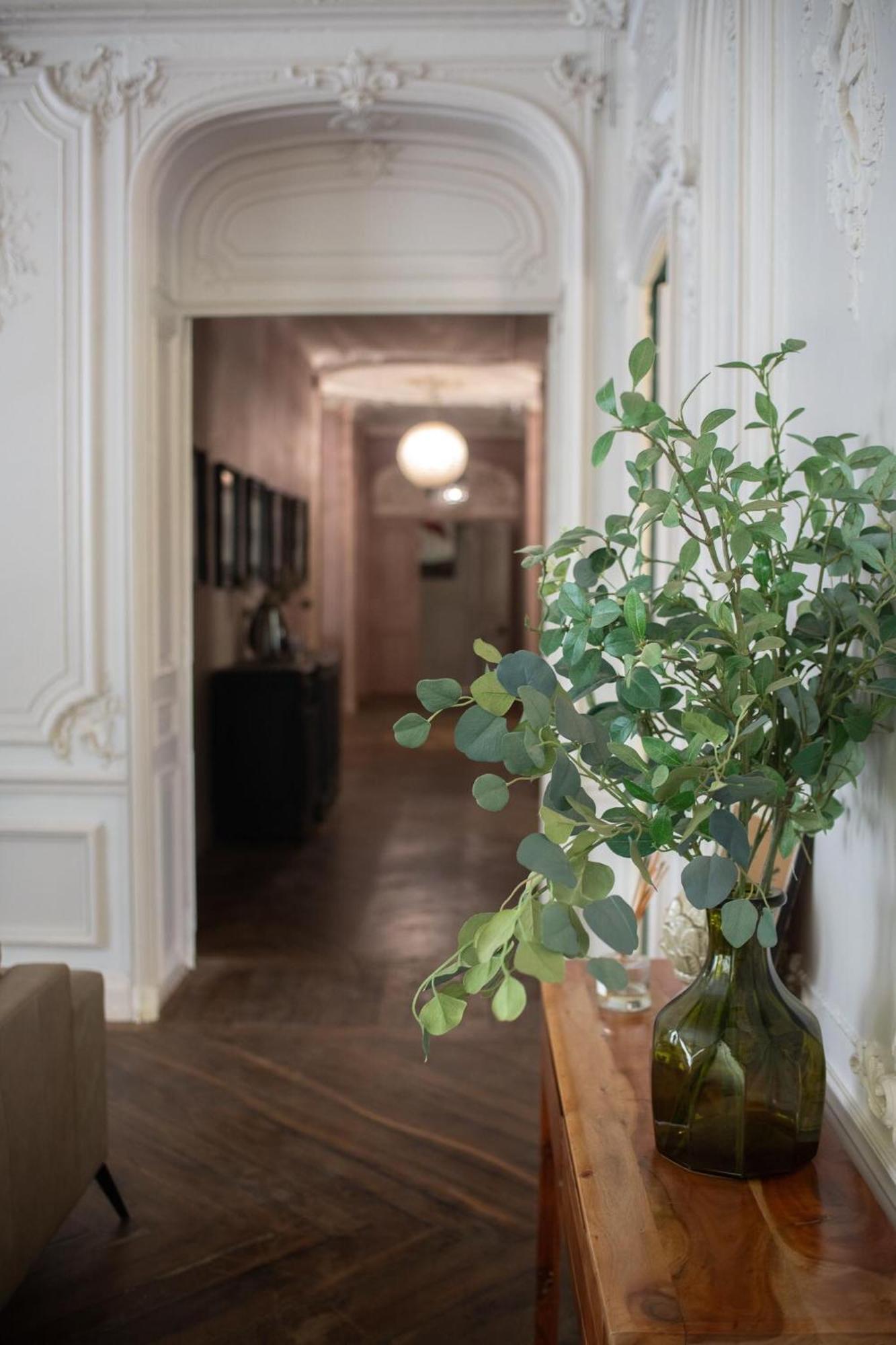 Beautiful, Historic Manoir In Semi-Rural Setting Villa Vire  Bagian luar foto