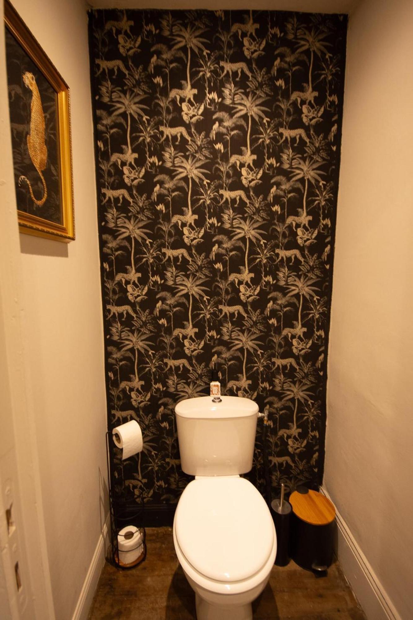 Beautiful, Historic Manoir In Semi-Rural Setting Villa Vire  Bagian luar foto