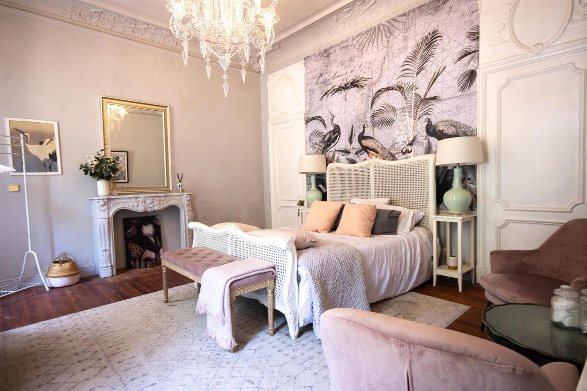 Beautiful, Historic Manoir In Semi-Rural Setting Villa Vire  Bagian luar foto